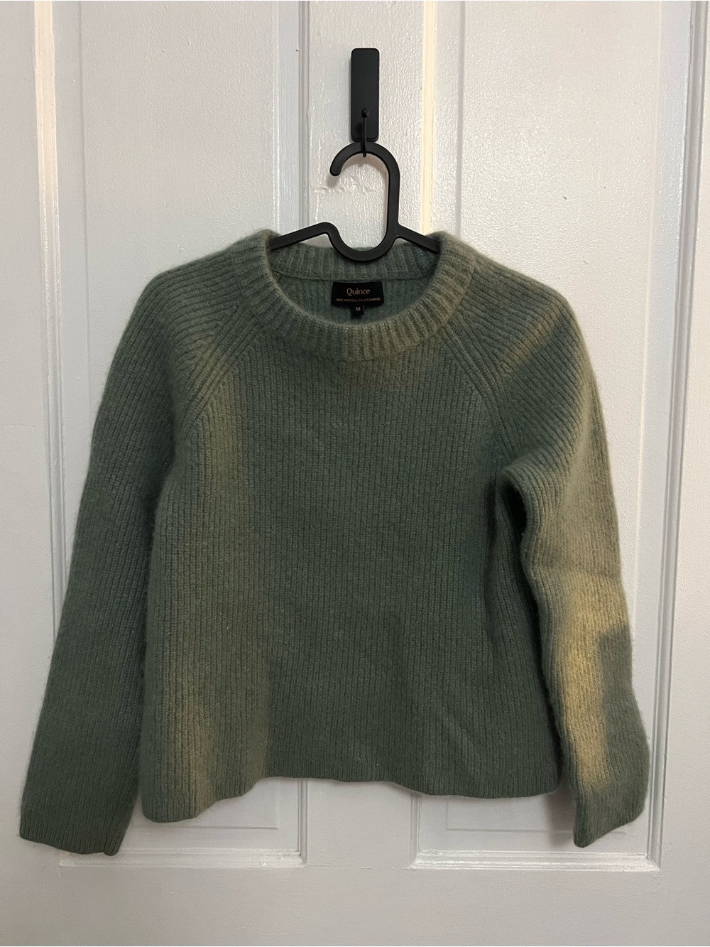 Quince Sage Green Crewneck 100% Cashmere Sweater
